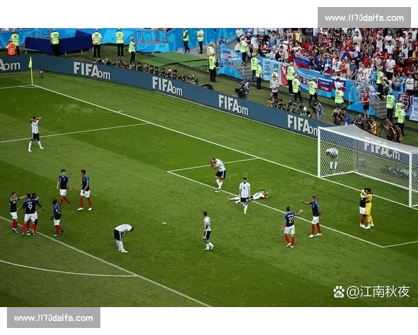 最新足球赛况:欧洲杯预选赛激战正酣 各大强队争夺晋级名额 - 副本 (2) 最新足球赛况:欧洲杯预选赛激战正酣 各大强队争夺晋级名额 - 副本 (2)