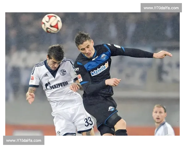 足球赛事临场分析与预测：战术调整与球员状态对比赛结果的影响